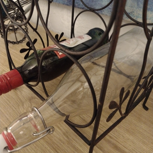 Metal Wine Rack - Picture 8 of 9